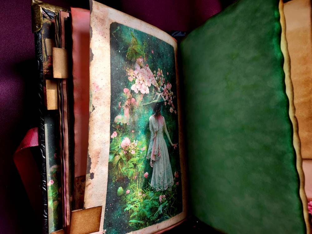 Secret Garden Junk Journal – Handmade Vintage Floral Notebook, Whimsical Cottagecore Scrapbook, Botanical Ephemera Journal, Unique Gift